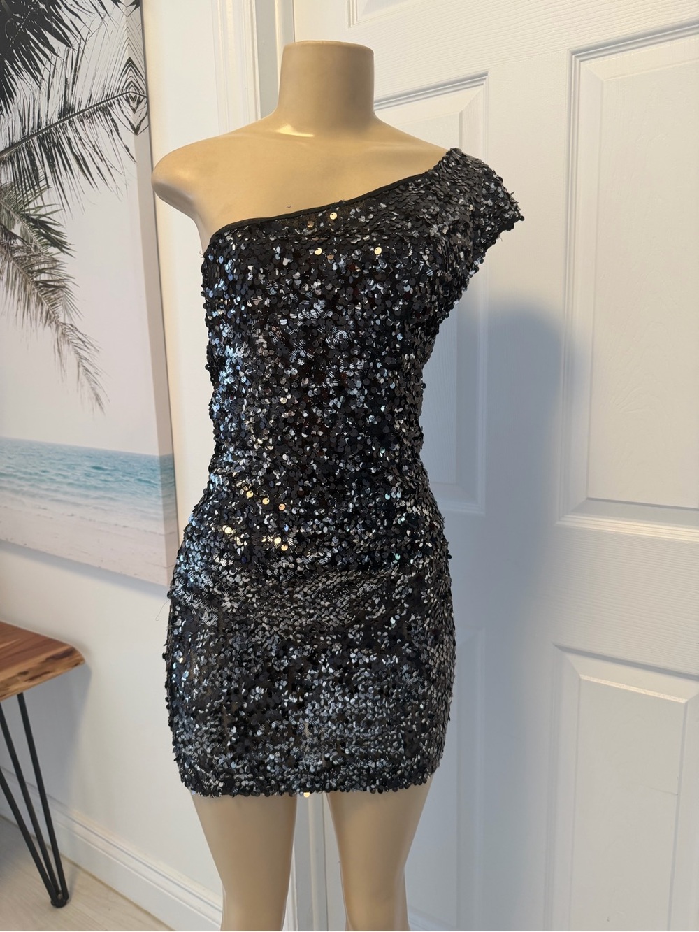 Black One-Shoulder Sequin Mini Dress